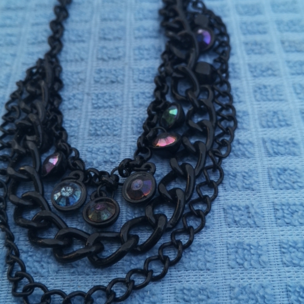 Necklace - Picture 2 of 2